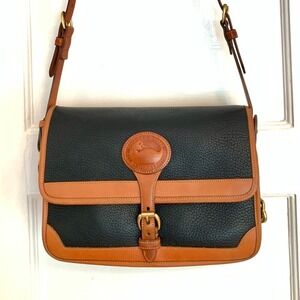 Dooney & Bourke Vintage Lg Surrey AWL Navy & Tan Crossbody Buckle Bag w/Dust Bag